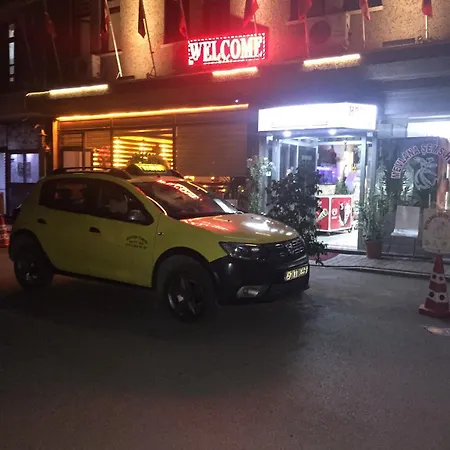 Mevlana Sems ホテル